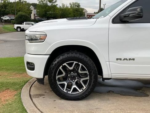 Used 2025 RAM 1500 Laramie w/ Sport Appearance Package AWD/4WD image 12