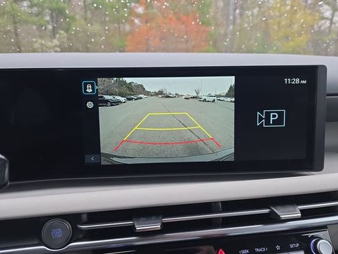 Certified 2025 Hyundai Tucson SEL image 35