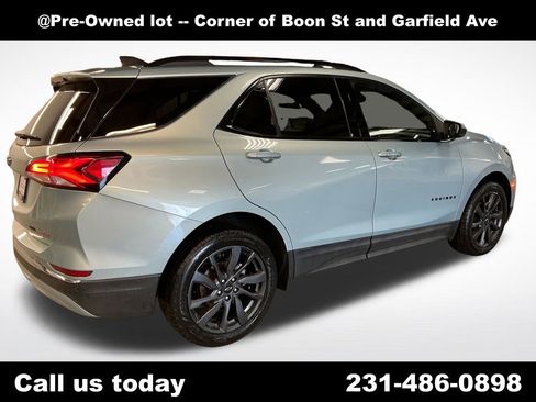 Used 2022 Chevrolet Equinox RS AWD/4WD image 5