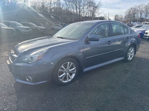Used 2013 Subaru Legacy 3.6R Limited image 23