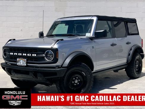 Used 2022 Ford Bronco Black Diamond AWD/4WD image 1