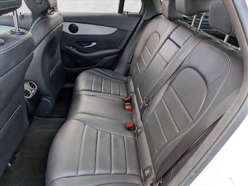 Used 2022 Mercedes-Benz GLC 300 image 18