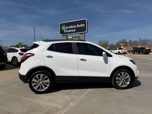 Used 2019 Buick Encore Preferred image 6