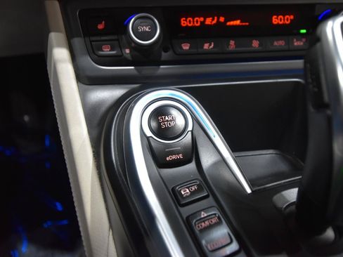 Used 2016 BMW i8 AWD/4WD image 31