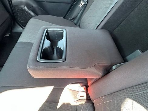 Used 2020 Toyota RAV4 XLE w/ XLE Grade Weather Package AWD/4WD image 30