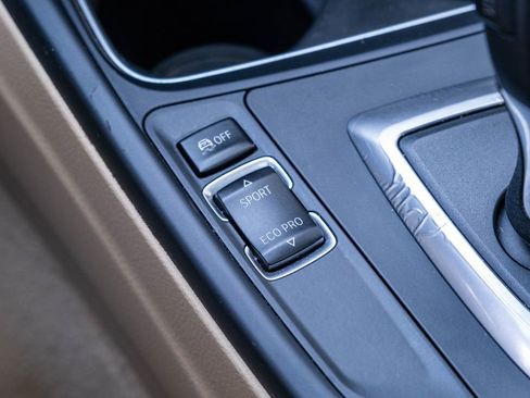 Used 2014 BMW 320i Sedan image 20