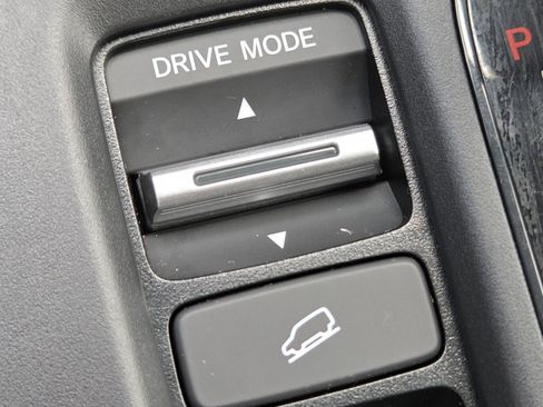 Certified 2025 Honda CR-V Sport-L image 9