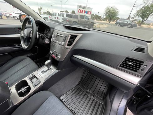 Used 2014 Subaru Outback 2.5i Premium AWD/4WD image 26