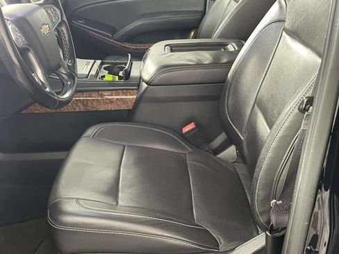 Used 2015 Chevrolet Tahoe LTZ AWD/4WD image 11