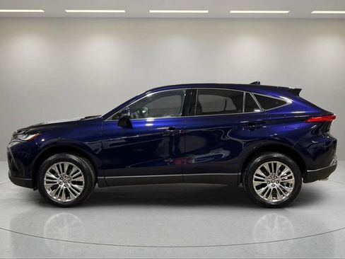 Used 2024 Toyota Venza Limited AWD/4WD image 19