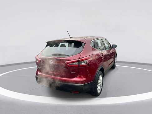 Used 2022 Nissan Rogue Sport S image 5