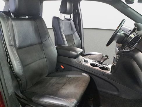Used 2022 Jeep Grand Cherokee Laredo X AWD/4WD image 10