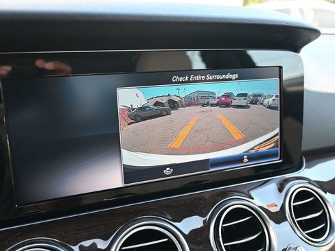 Used 2019 Mercedes-Benz E 300 image 12