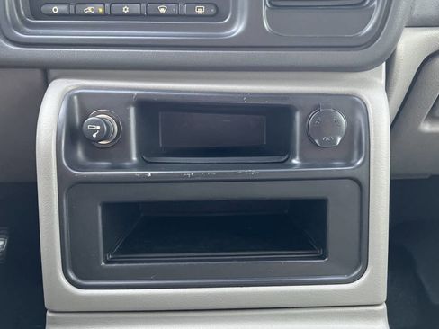 Used 2004 Chevrolet Tahoe LT w/ LT Preferred Equipment Group image 18