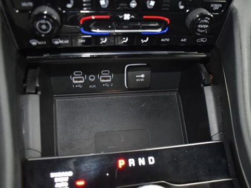 Used 2024 Jeep Grand Cherokee L Limited w/ Luxury Tech Group II image 29