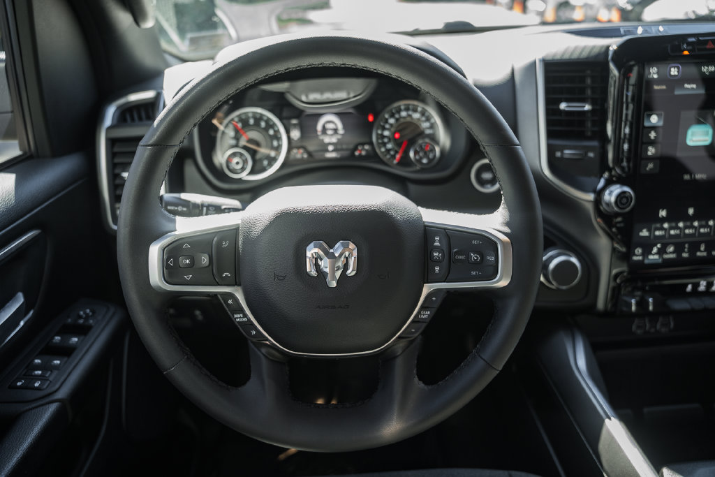 Used 2025 RAM 1500 Big Horn AWD/4WD image 34