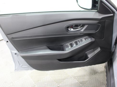 Used 2025 Honda Accord Sport image 5