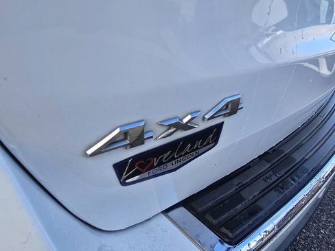 Used 2022 Jeep Grand Cherokee Limited image 10