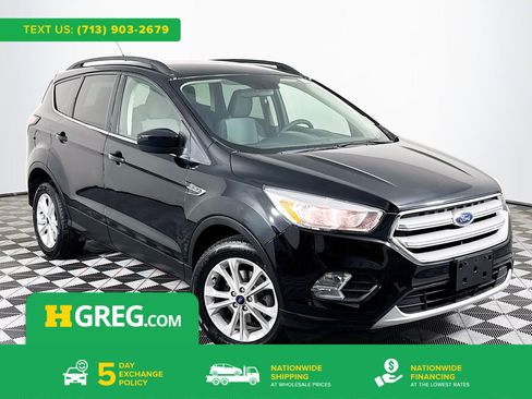 Used 2018 Ford Escape SE image 1