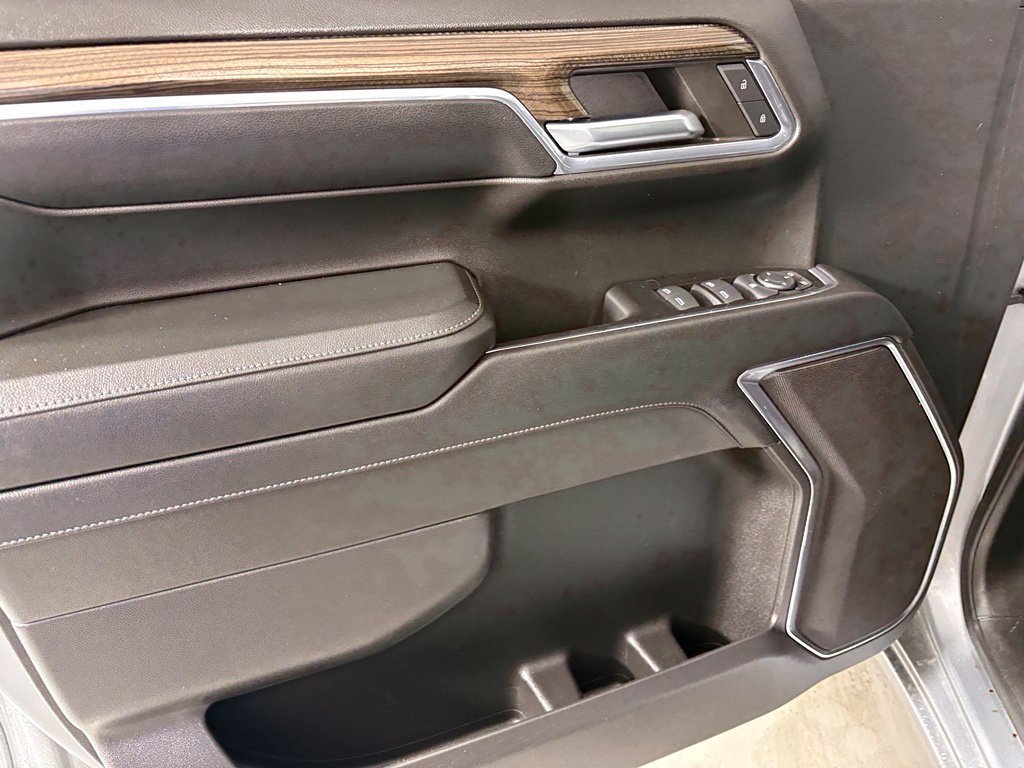 Certified 2024 Chevrolet Silverado 1500 LT RWD image 15