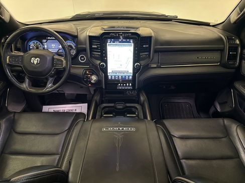 Used 2020 RAM 1500 Limited w/ Black Appearance Package AWD/4WD image 14