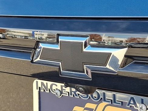 Used 2025 Chevrolet Traverse RS image 42