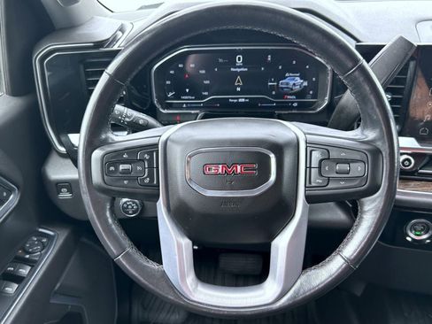 Certified 2022 GMC Sierra 1500 Elevation w/ LPO, Elevation Black Package AWD/4WD image 11