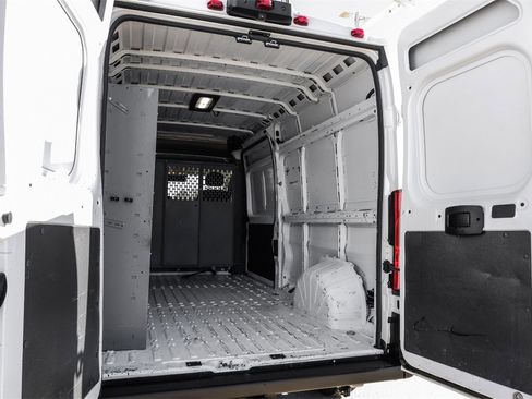 Used 2023 RAM ProMaster 2500 image 46