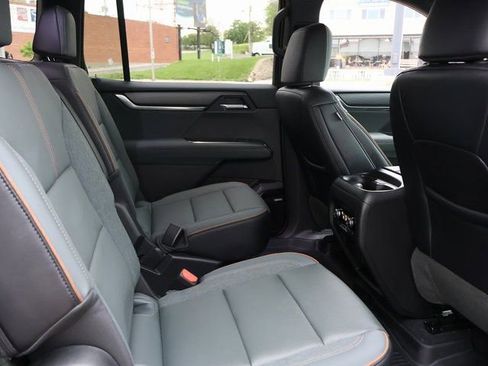 Certified 2025 GMC Acadia AT4 w/ Super Cruise Package image 13