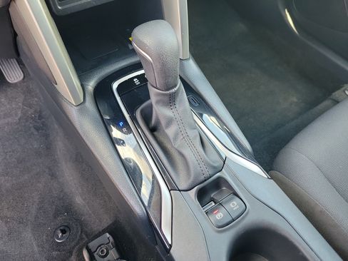 Used 2023 Toyota Corolla Cross LE FWD image 22