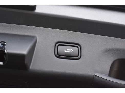 New 2025 Hyundai Tucson Limited image 15