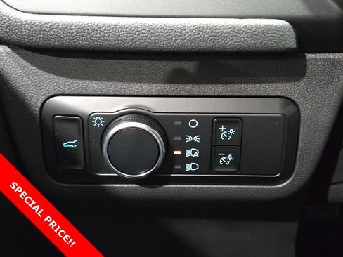 Used 2024 Ford Escape Active w/ Cold Weather Package image 25