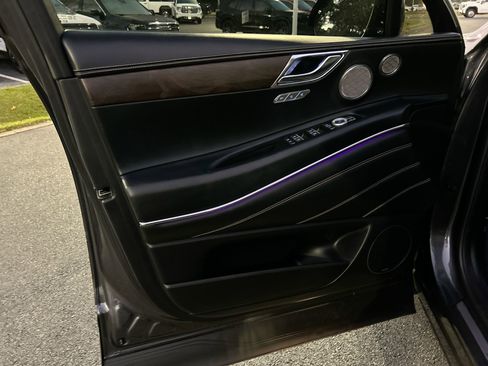 Used 2021 Genesis GV80 2.5T w/ Advanced Package 02 image 13