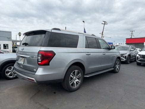 Used 2023 Ford Expedition Max Limited AWD/4WD image 5