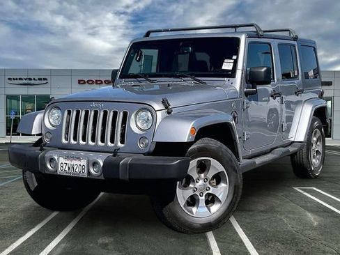 Used 2018 Jeep Wrangler Unlimited Sahara AWD/4WD image 1