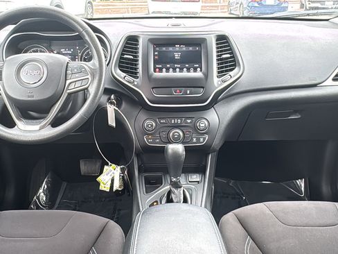 Certified 2021 Jeep Cherokee Latitude image 16