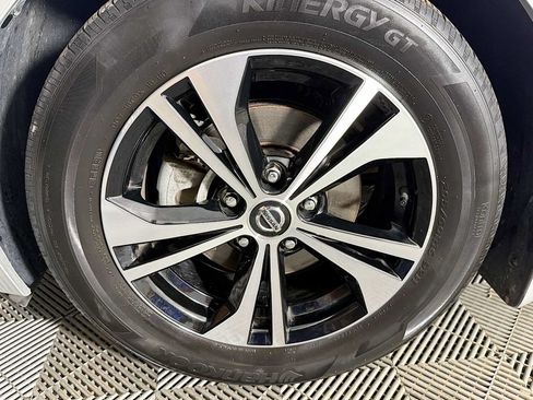 Used 2023 Nissan Sentra SV w/ All-Weather Package FWD image 28