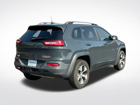 Used 2016 Jeep Cherokee Trailhawk w/ Leather Interior Group image 6