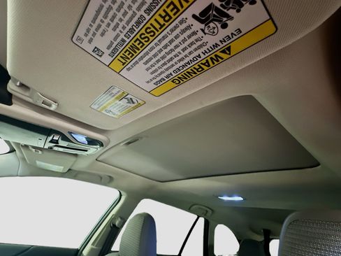 Used 2025 Subaru Outback Premium image 27