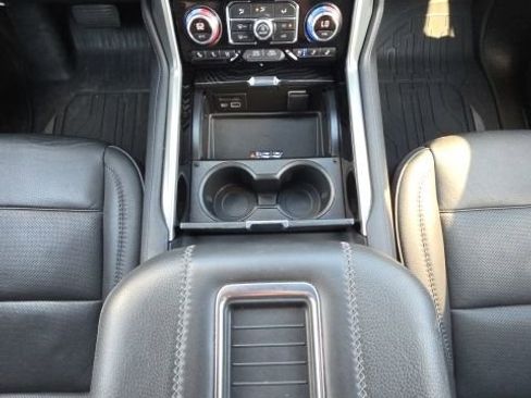 Used 2021 GMC Yukon XL Denali w/ LPO, Illumination Package image 41