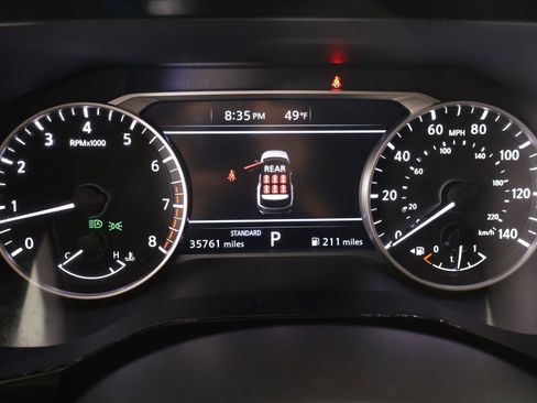Used 2025 Nissan Pathfinder SV FWD image 4