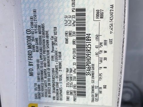 Used 2018 Ford Fusion SE w/ Fusion SE Technology Package FWD image 22