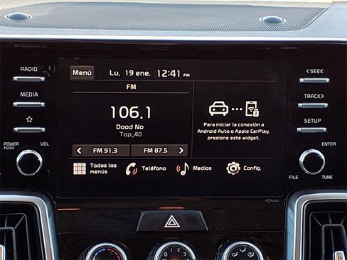 Used 2023 Kia Sorento LX image 14