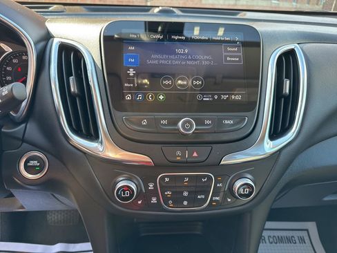 Used 2024 Chevrolet Equinox LT AWD/4WD image 16