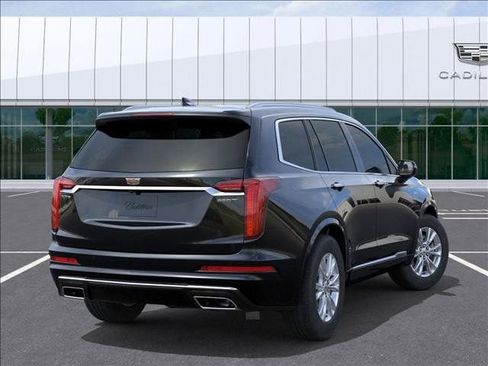 New 2025 Cadillac XT6 Luxury image 4