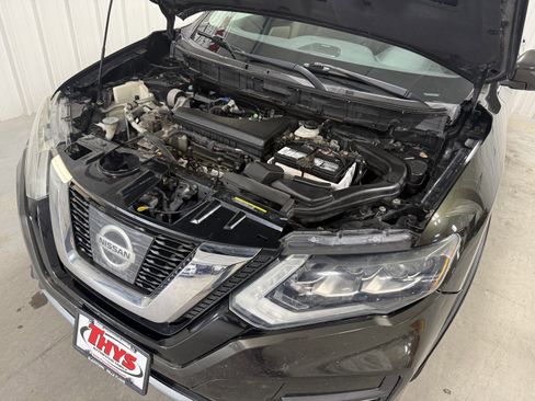 Used 2017 Nissan Rogue SL w/ SL Premium Package image 19