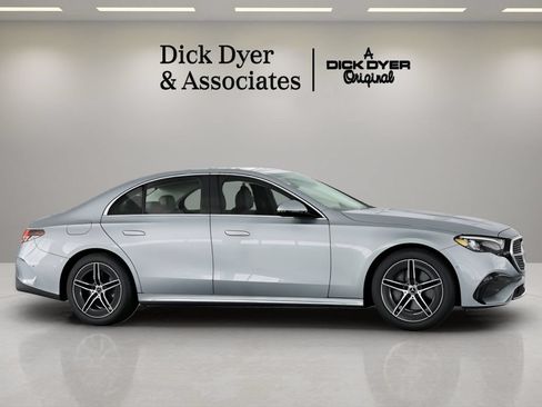 Used 2026 Mercedes-Benz E 350 Sedan image 9
