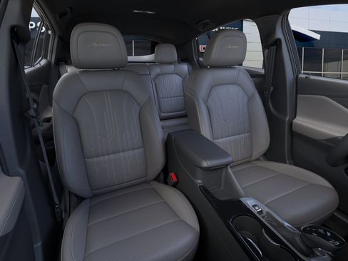 New 2026 Buick Envista Avenir image 43