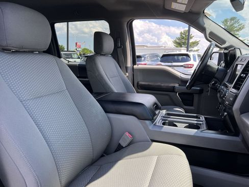 Used 2018 Ford F150 XLT w/ Equipment Group 302A Luxury AWD/4WD image 26