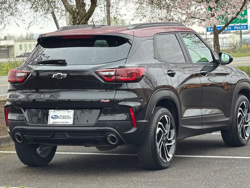 Used 2025 Chevrolet TrailBlazer RS w/ Convenience Package AWD/4WD image 4